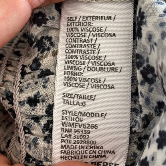 James Perse Floral Pleated Midi Dress In Pearl 0 - Picture 12 of 12